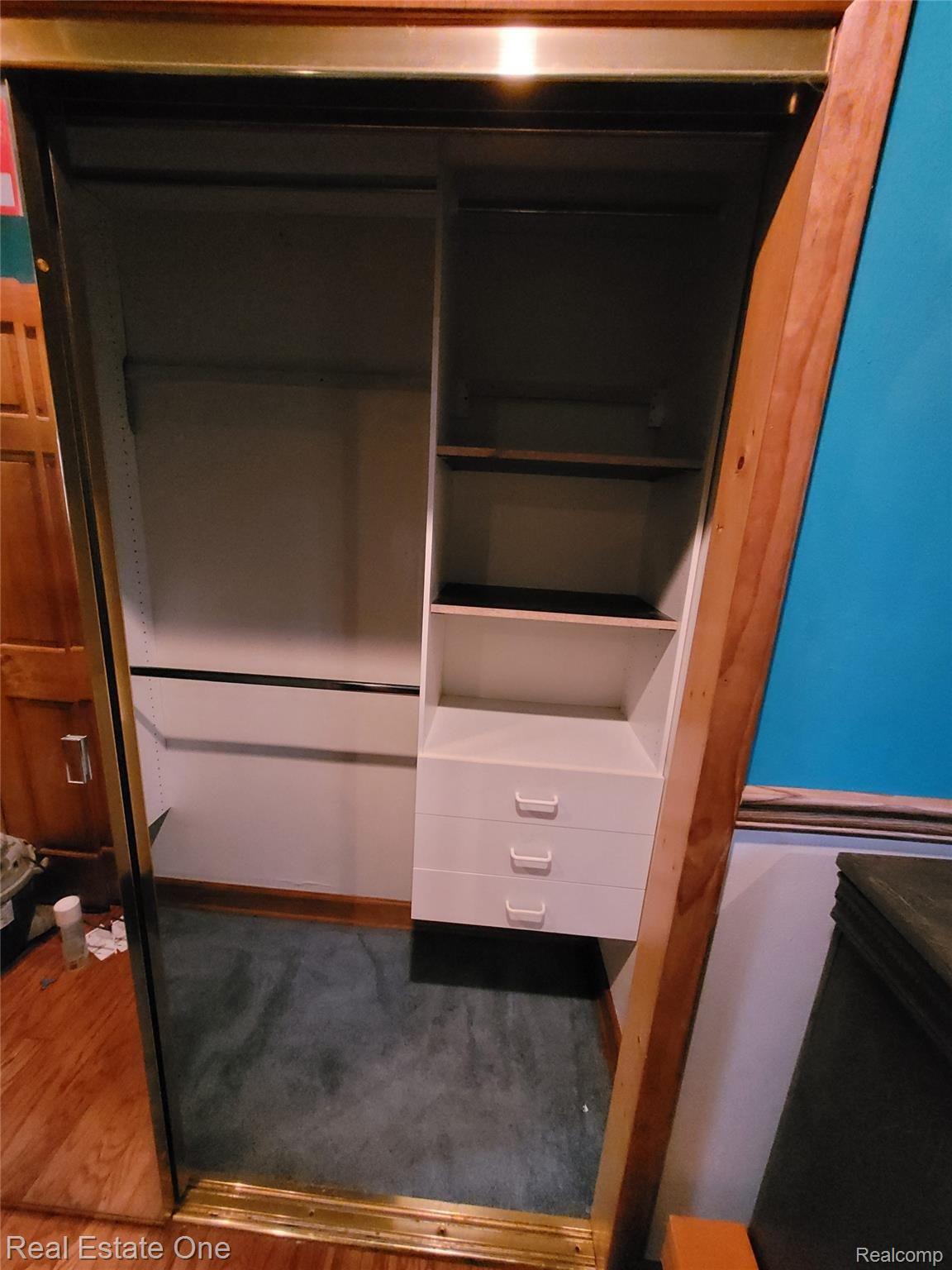 17681 Reed Street Melvindale, MI 48122 - Photo 12 of 33 Master Closet 3.jpg