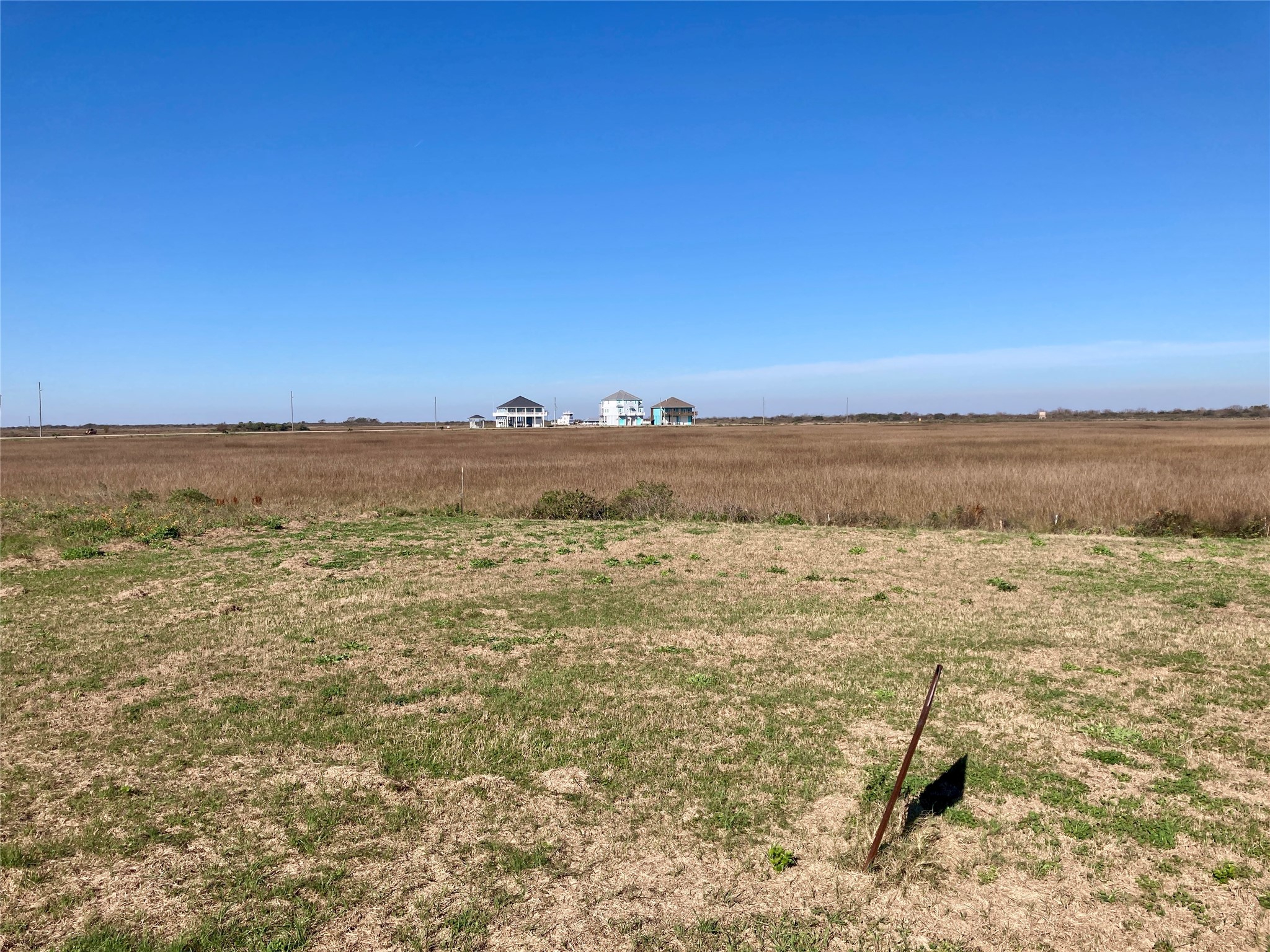 1270 Lagoon Drive Crystal Beach, TX 77650 - Photo 6 of 9