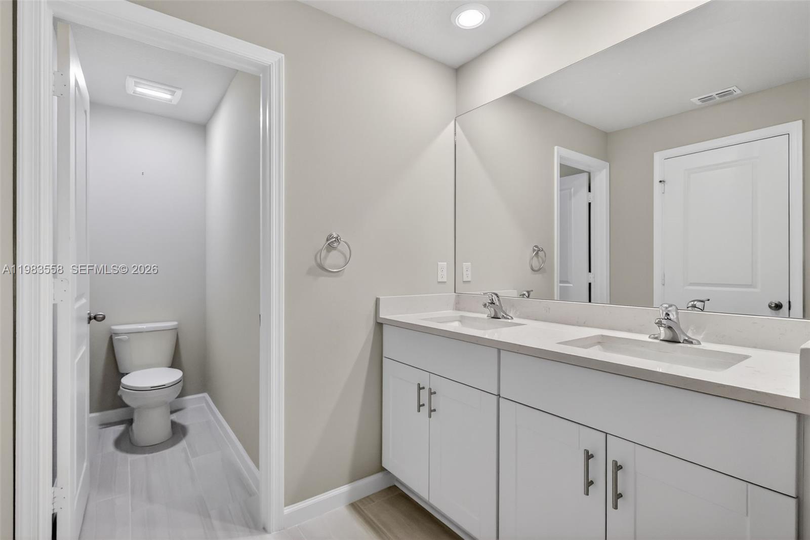 5610 Southeast Edgewater Circle Stuart, FL 34997 - Photo 28 of 49