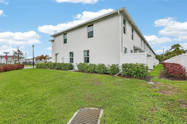 $445,000 | 5610 Southeast Edgewater Circle, Stuart, FL 34997