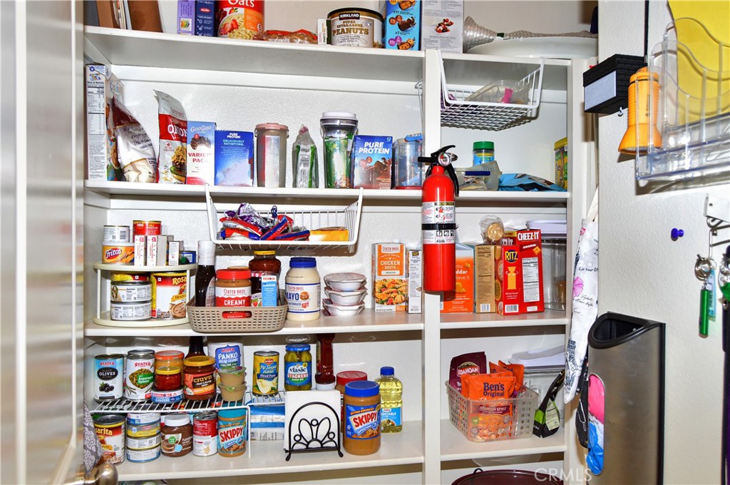 166 Fox Lane Calimesa, CA 92320 - Photo 22 of 76 Walk-in Pantry