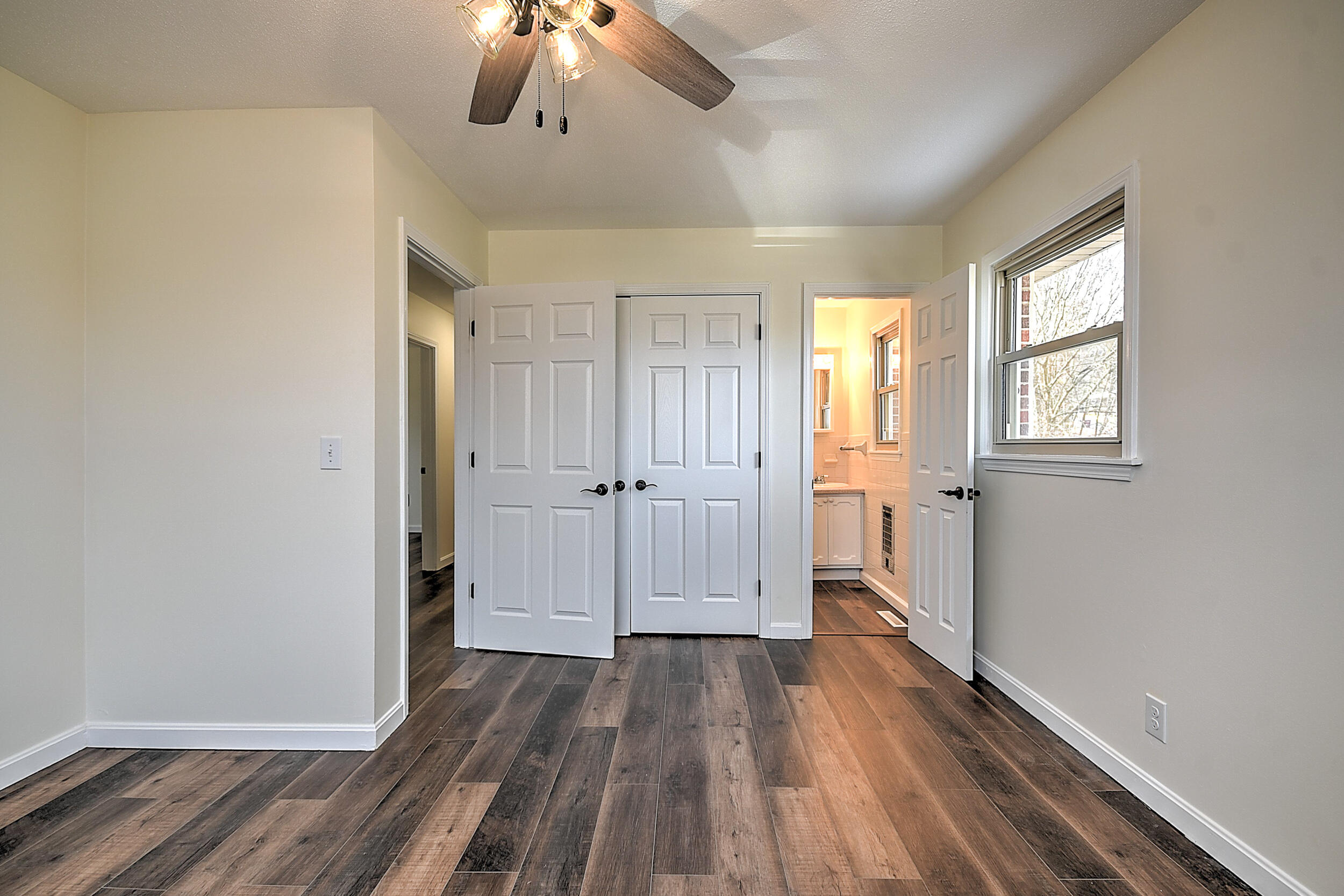 1707 Sundale Road Johnson City, TN 37604 - Photo 22 of 47 Sundale-22