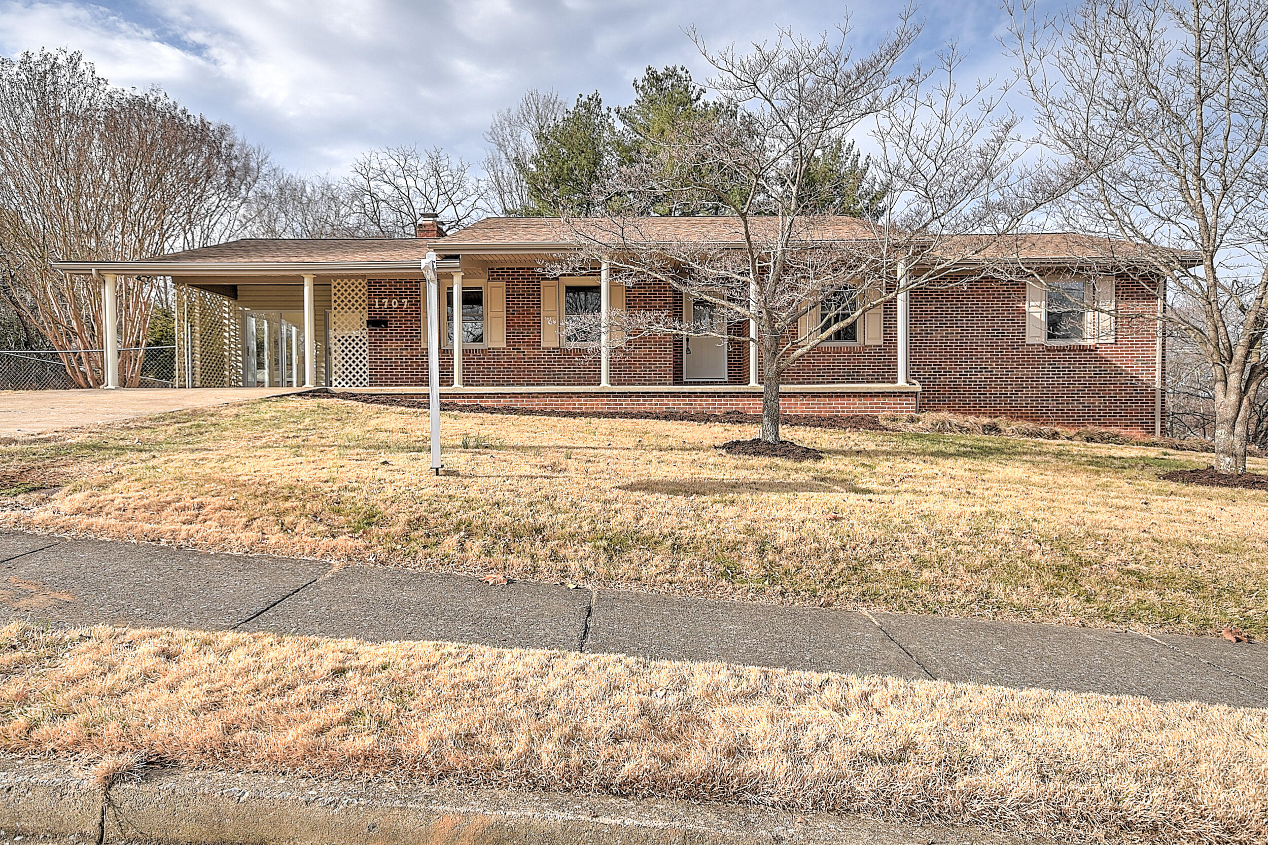 1707 Sundale Road Johnson City, TN 37604 - Photo 46 of 47 Sundale-46