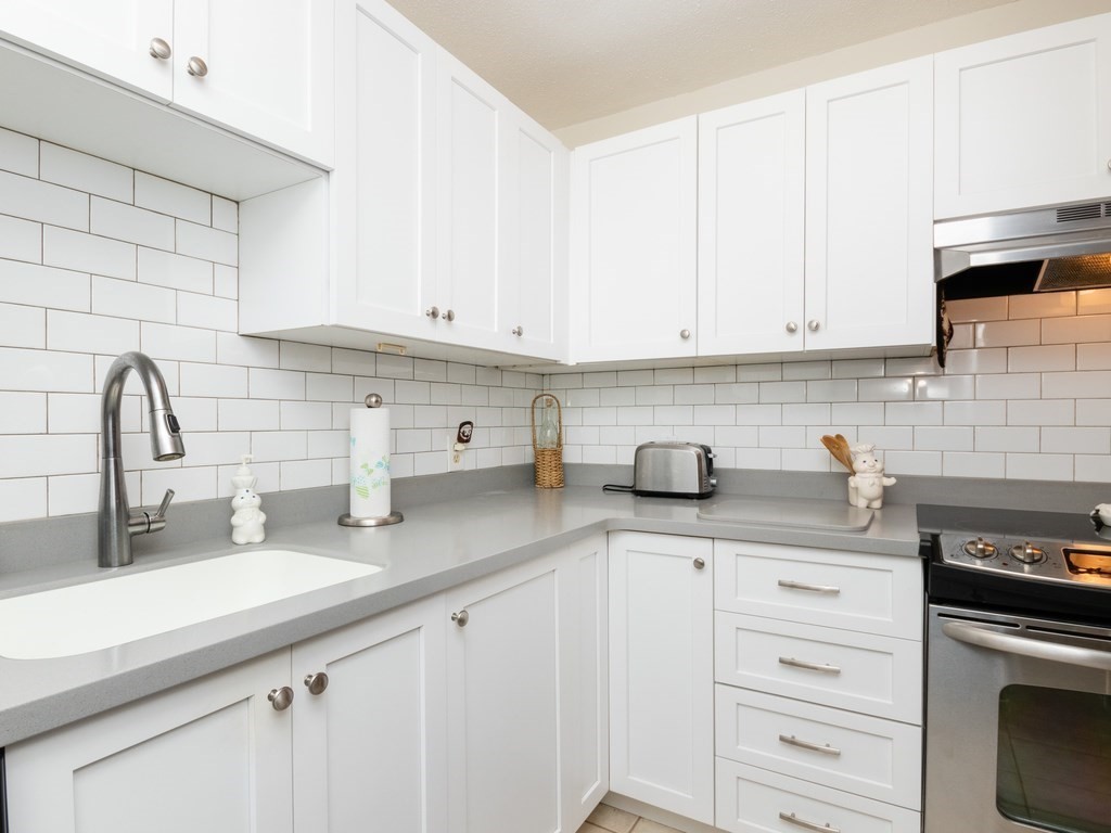 273 Cambridge Road, Unit 204 Woburn, MA 01801 - Photo 22 of 38 Gallery Image 22