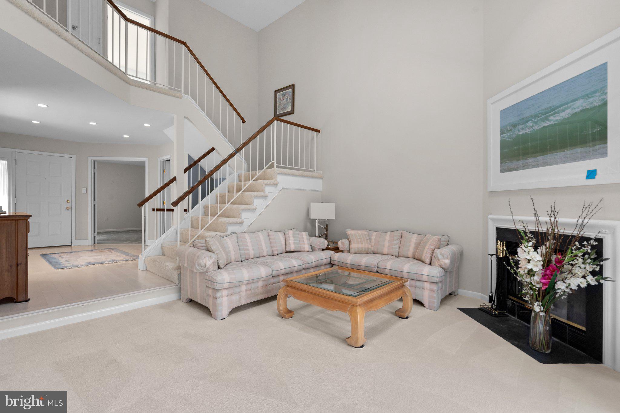 1317 Wedgewood Manor Way Reston, VA 20194 - Photo 18 of 45 Family room w gas fireplace