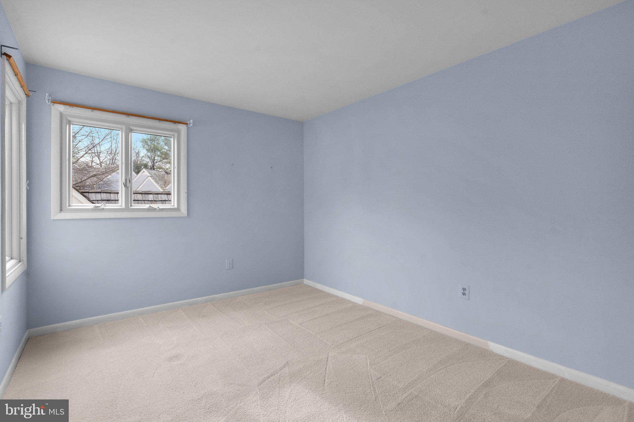 1317 Wedgewood Manor Way Reston, VA 20194 - Photo 27 of 45 Second bedroom