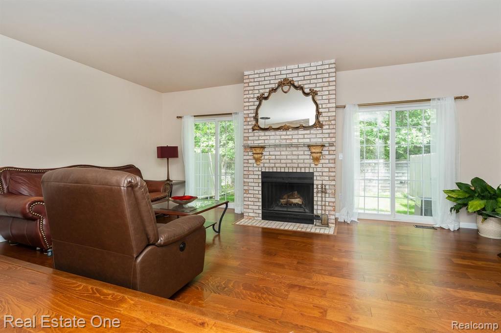 1370 Crescent Lane, Unit 302 Rochester Hills, MI 48306 - Photo 14 of 41