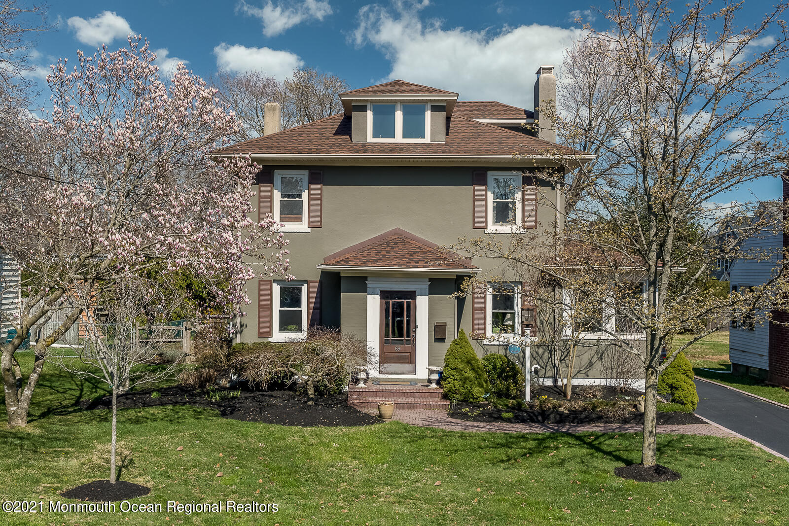 69 Ave Of Two Rivers Rumson, NJ 07760 - Photo 1 of 17 Front