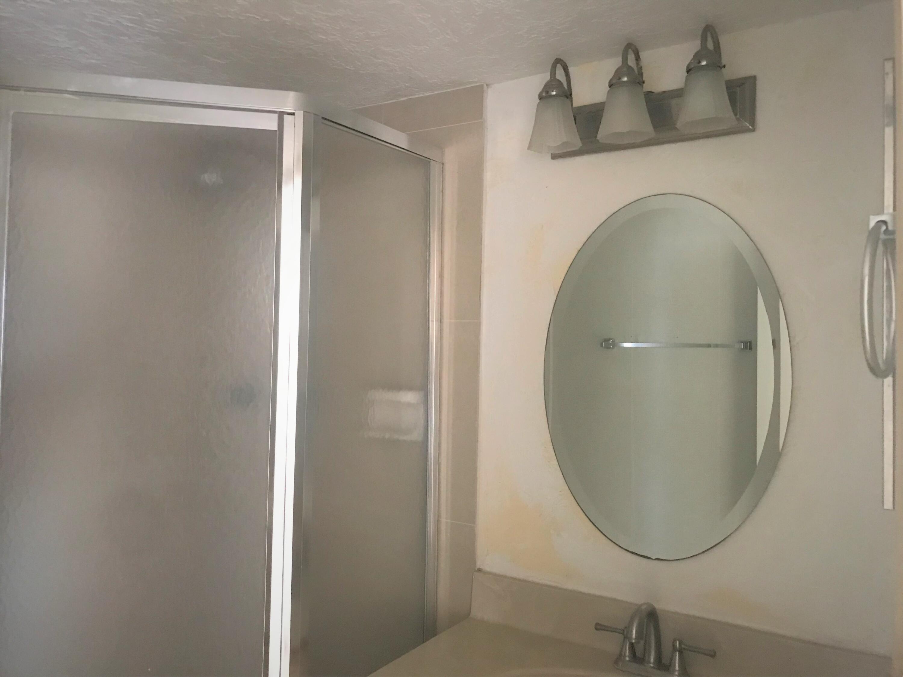 9355 Southwest 8th Street, Unit 325 Boca Raton, FL 33428 - Photo 24 of 112 guest bath two ok