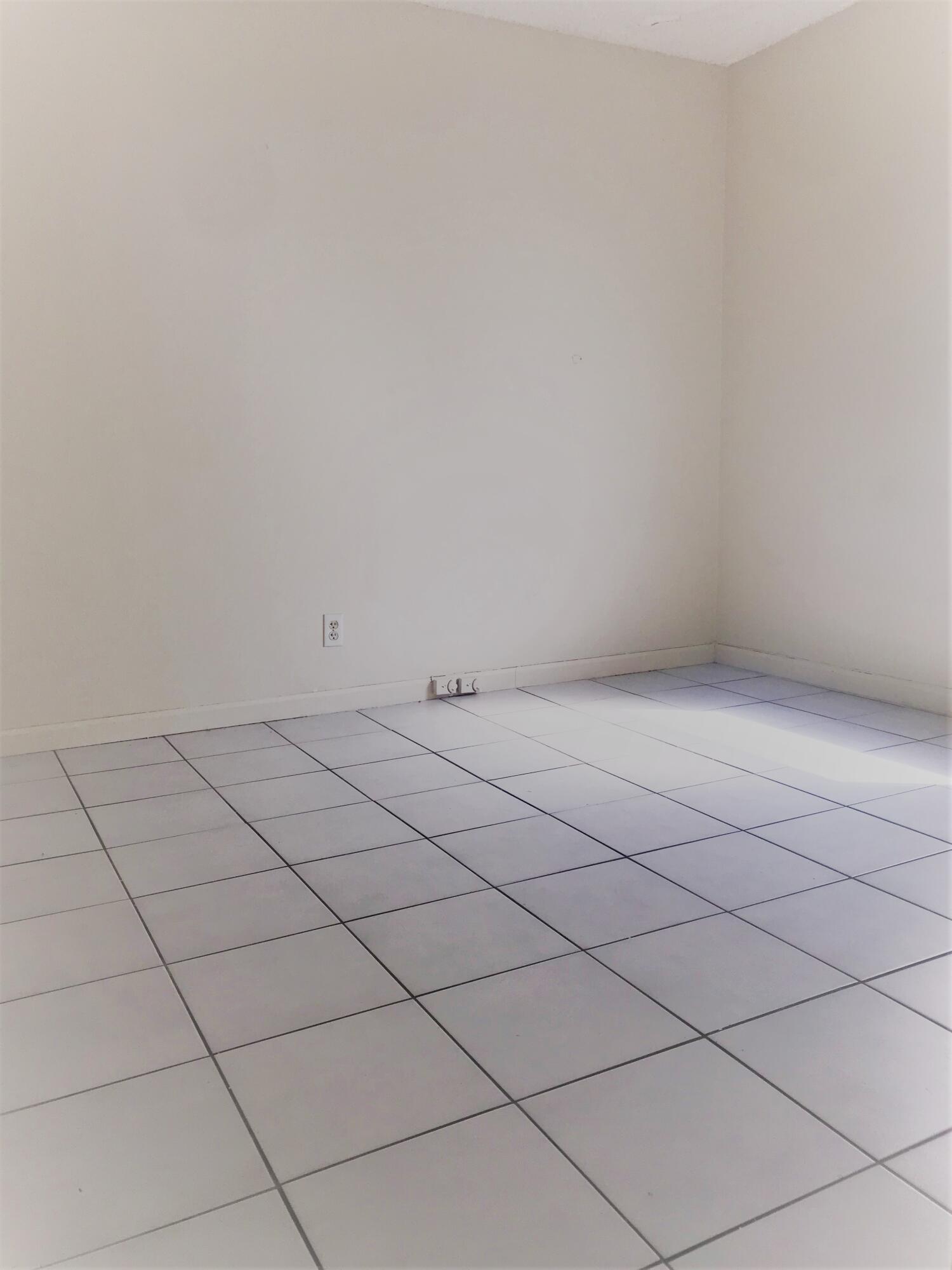 9355 Southwest 8th Street, Unit 325 Boca Raton, FL 33428 - Photo 66 of 112 master bed seven good
