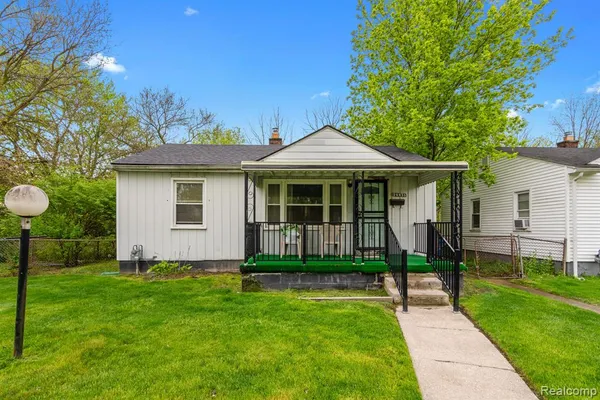 $55,000 | 26631 New York Street, Inkster, MI 48141