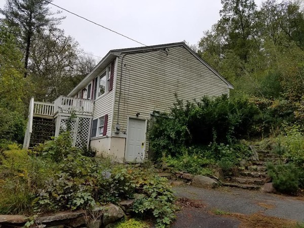 16 Old County Road Holland, MA 01521 - Photo 2 of 30