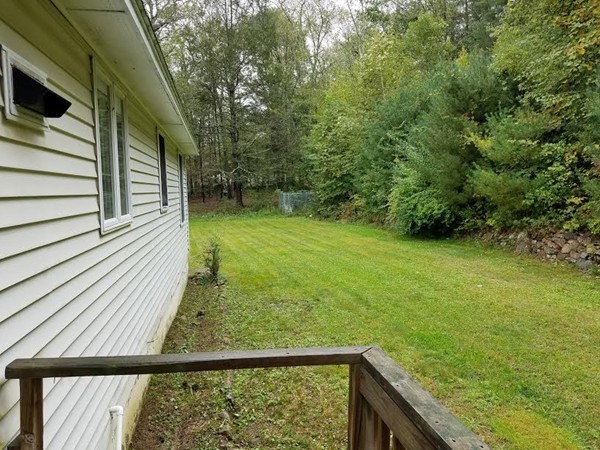 16 Old County Road Holland, MA 01521 - Photo 5 of 30