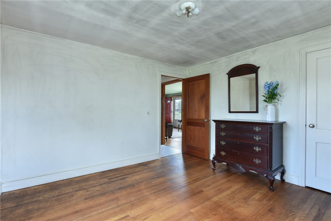 232 Bonnet Point Road Narragansett, RI 02882 - Photo 21 of 35