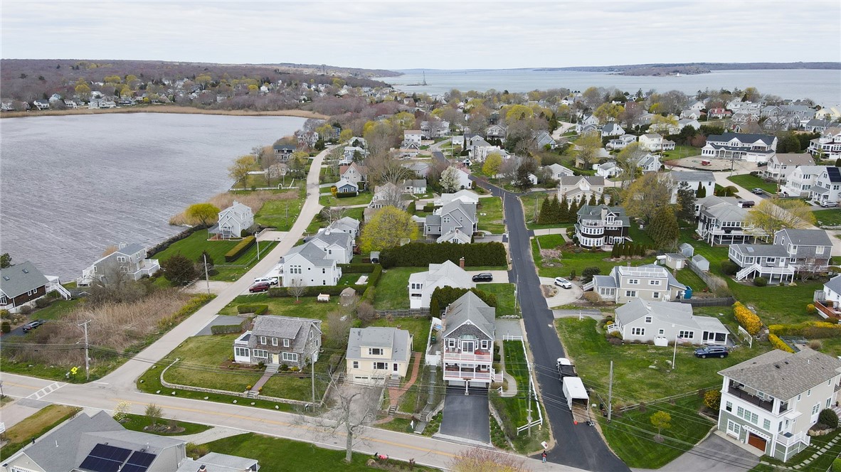 232 Bonnet Point Road Narragansett, RI 02882 - Photo 30 of 35