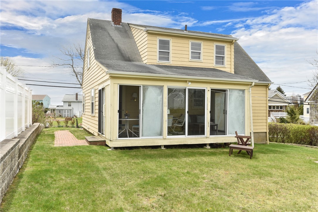 232 Bonnet Point Road Narragansett, RI 02882 - Photo 6 of 35