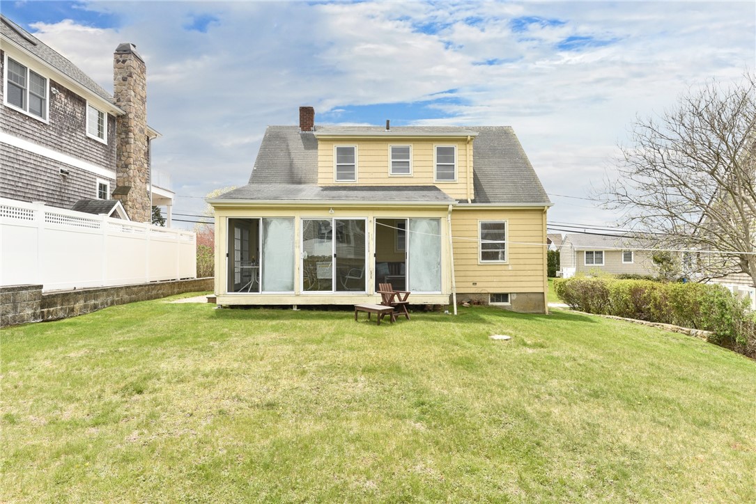 232 Bonnet Point Road Narragansett, RI 02882 - Photo 7 of 35