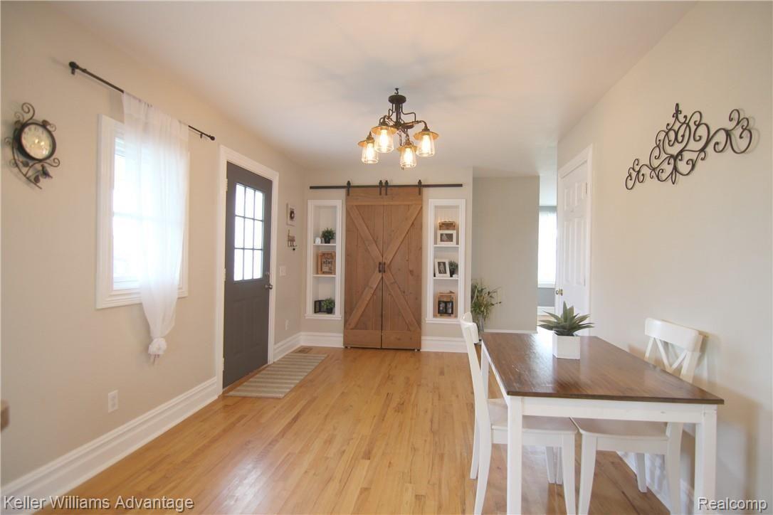 7171 North Fowlerville Road Fowlerville, MI 48836 - Photo 15 of 23 jFowlerville Rd Kitchen.jpg