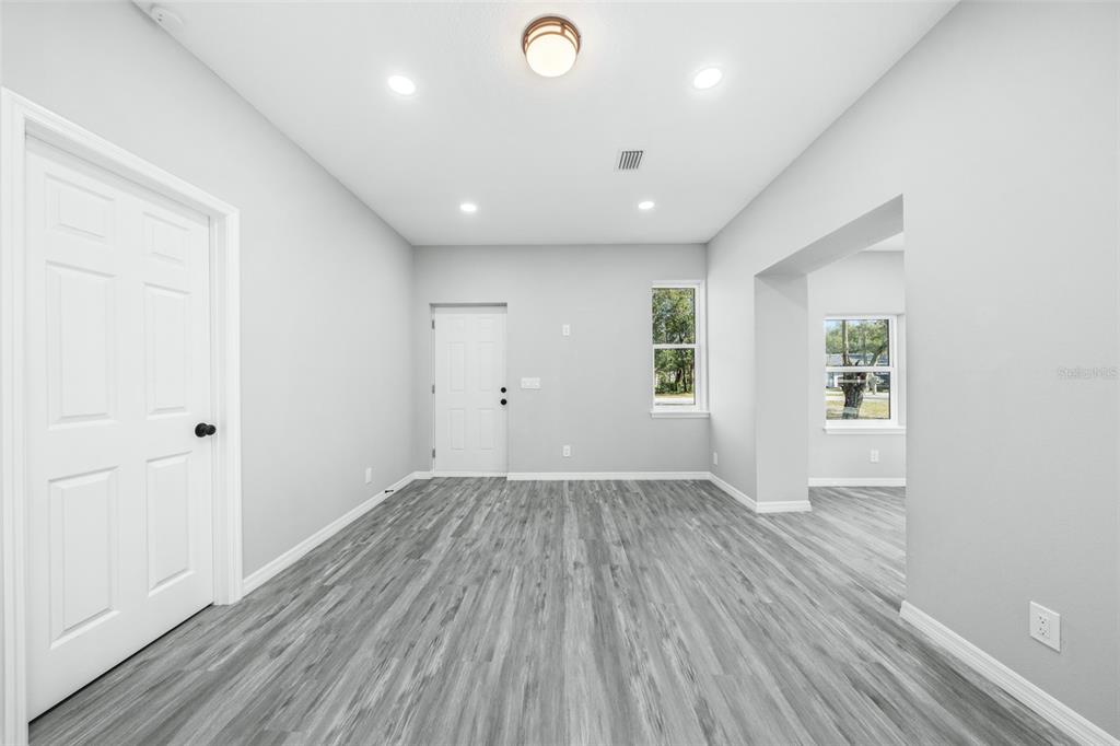 2417 Gardenview Road Sebring, FL 33870 - Photo 13 of 56 Gallery Image 13