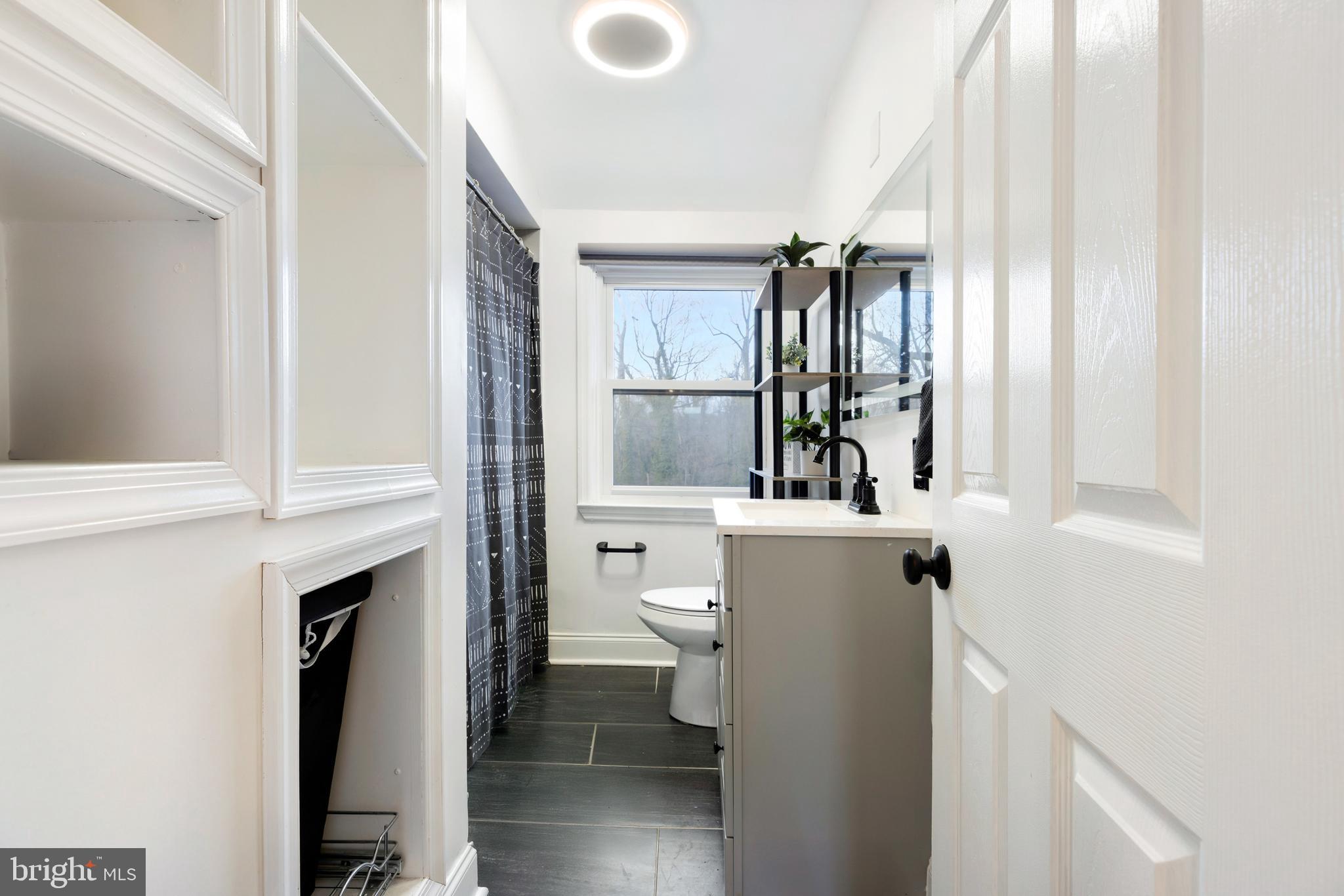 1641 Stonewood Road Baltimore, MD 21239 - Photo 15 of 31 Gallery Image 15