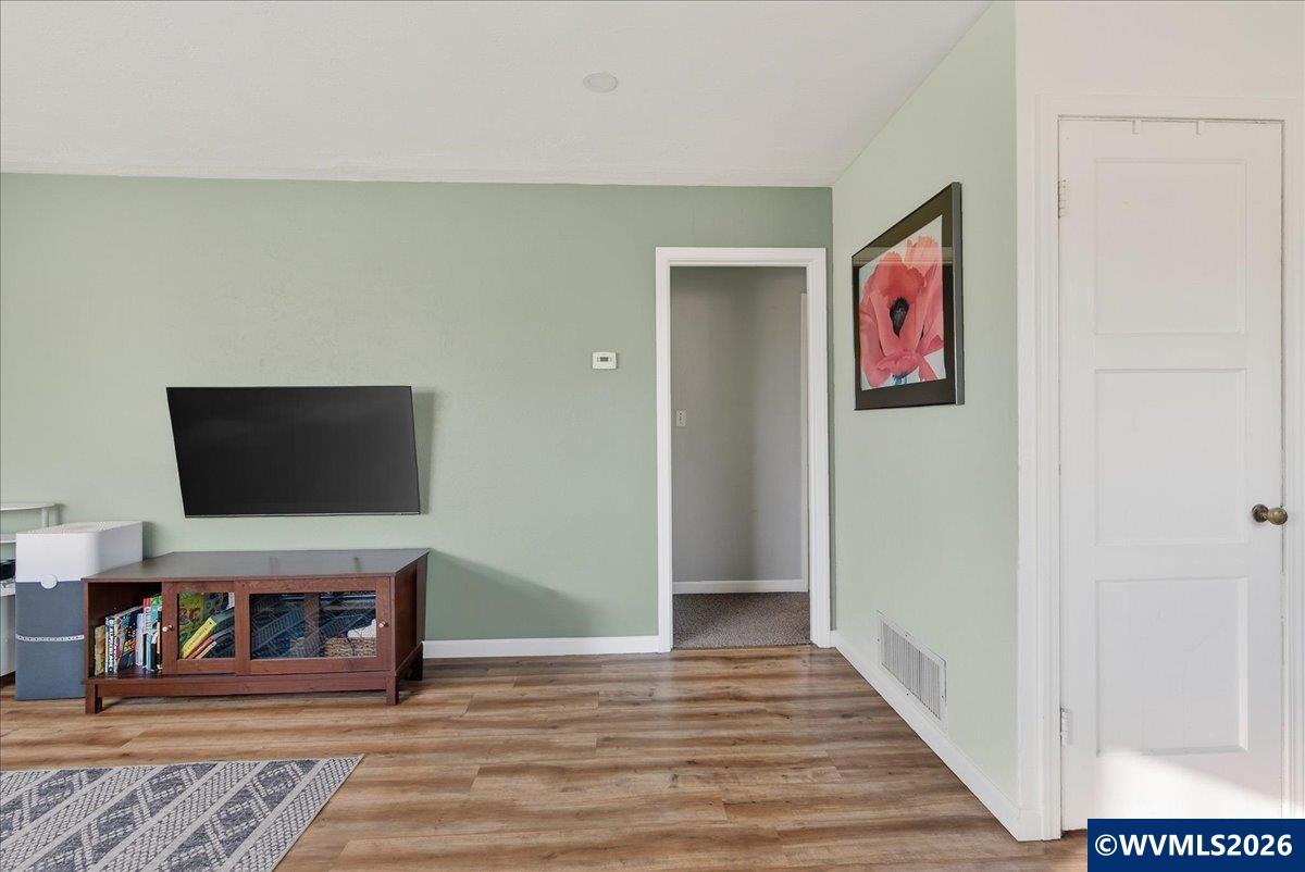 1530 Southwest Maple Street Albany, OR 97321 - Photo 4 of 40 Gallery Image 4