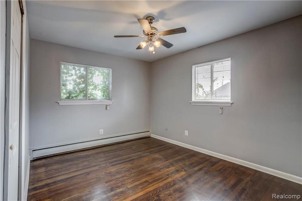 629 West Maple Road, Unit 62910 Clawson, MI 48017 - Photo 16 of 17