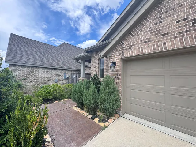 $2,400 | 10818 Cassiopeia Creek Circle, Richmond, TX 77406