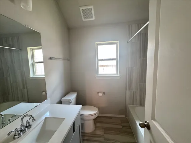 $2,400 | 10818 Cassiopeia Creek Circle, Richmond, TX 77406