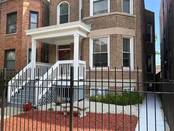 $2,000 | 4877 North Ashland Avenue, Unit GARDEN, Chicago, IL 60640