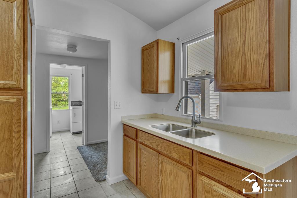 7316 Summerfield Road Lambertville, MI 48144 - Photo 15 of 42 50175009-fee5cd89-b59b-4460-8e48-feeb483c0f57.JPG