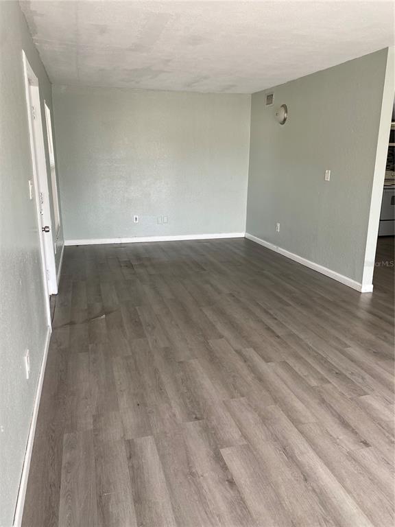 915 West Oak Ridge Road, Unit B Orlando, FL 32809 - Photo 2 of 15