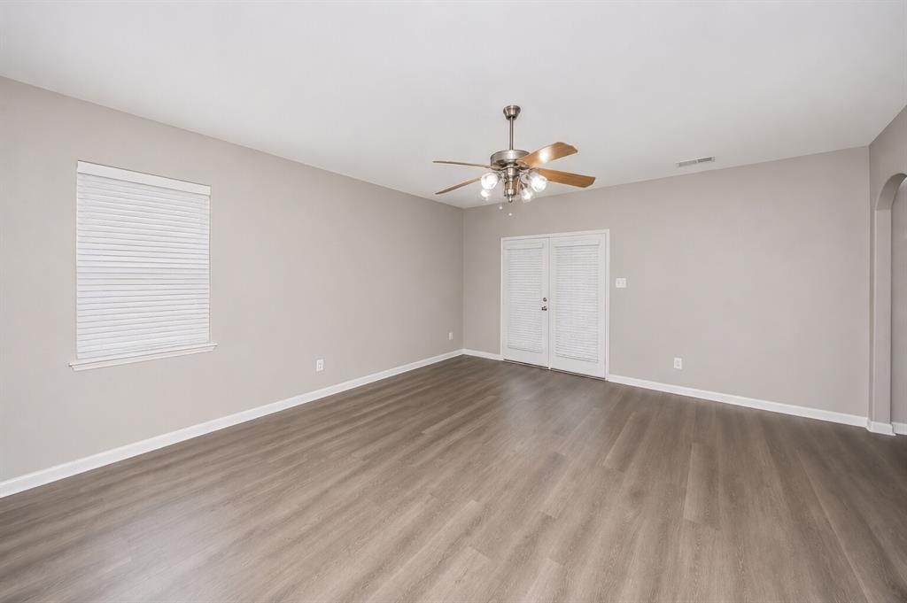 12645 Forest Lawn Road Rhome, TX 76078 - Photo 7 of 37