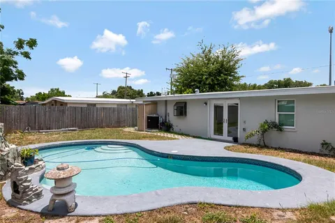 $405,000 | 2216 East 109th Avenue, Tampa, FL 33612