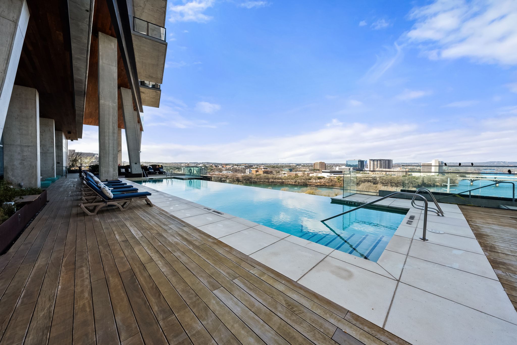 70 Rainey Street, Unit 2606 Austin, TX 78701 - Photo 33 of 37