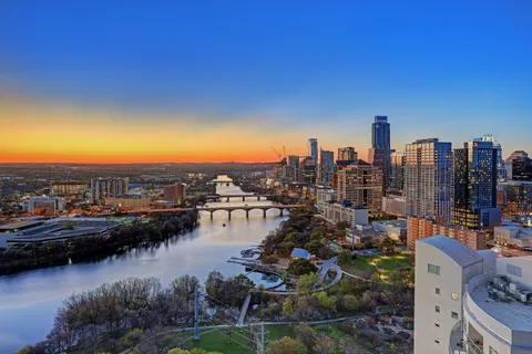 $1,900,000 | 70 Rainey Street, Unit 2606, Austin, TX 78701