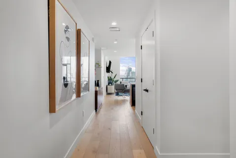 $1,900,000 | 70 Rainey Street, Unit 2606, Austin, TX 78701