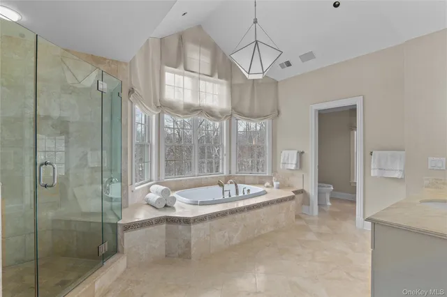 $2,800,000 | 5 Augusta Court, Purchase, NY 10577