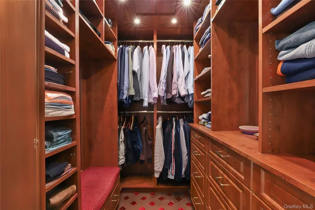 $2,800,000 | 5 Augusta Court, Purchase, NY 10577