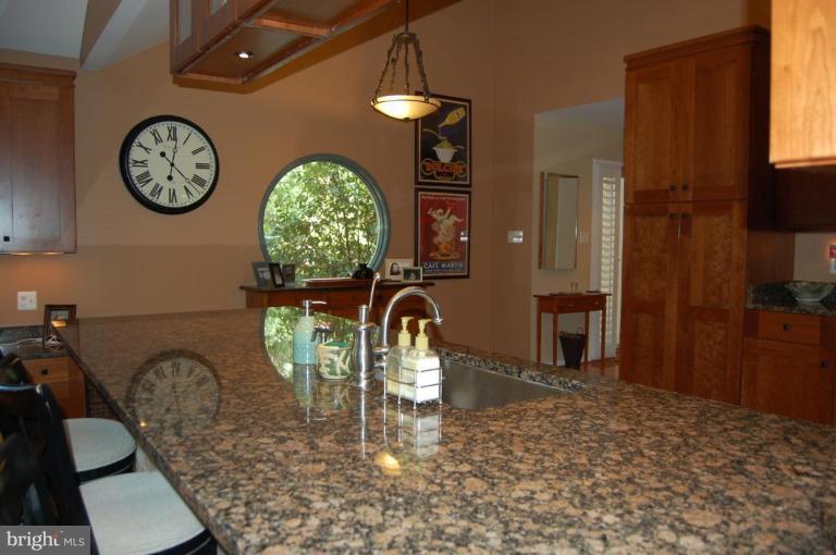 1665 Cedar Hollow Way Reston, VA 20194 - Photo 15 of 26 Kitchen #3
