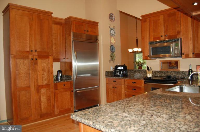 1665 Cedar Hollow Way Reston, VA 20194 - Photo 16 of 26 Kitchen #2