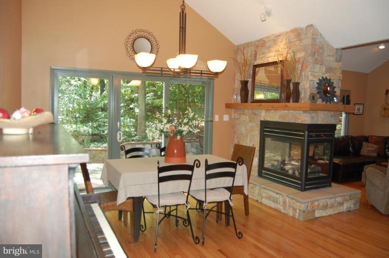 1665 Cedar Hollow Way Reston, VA 20194 - Photo 26 of 26 Dining Room #2