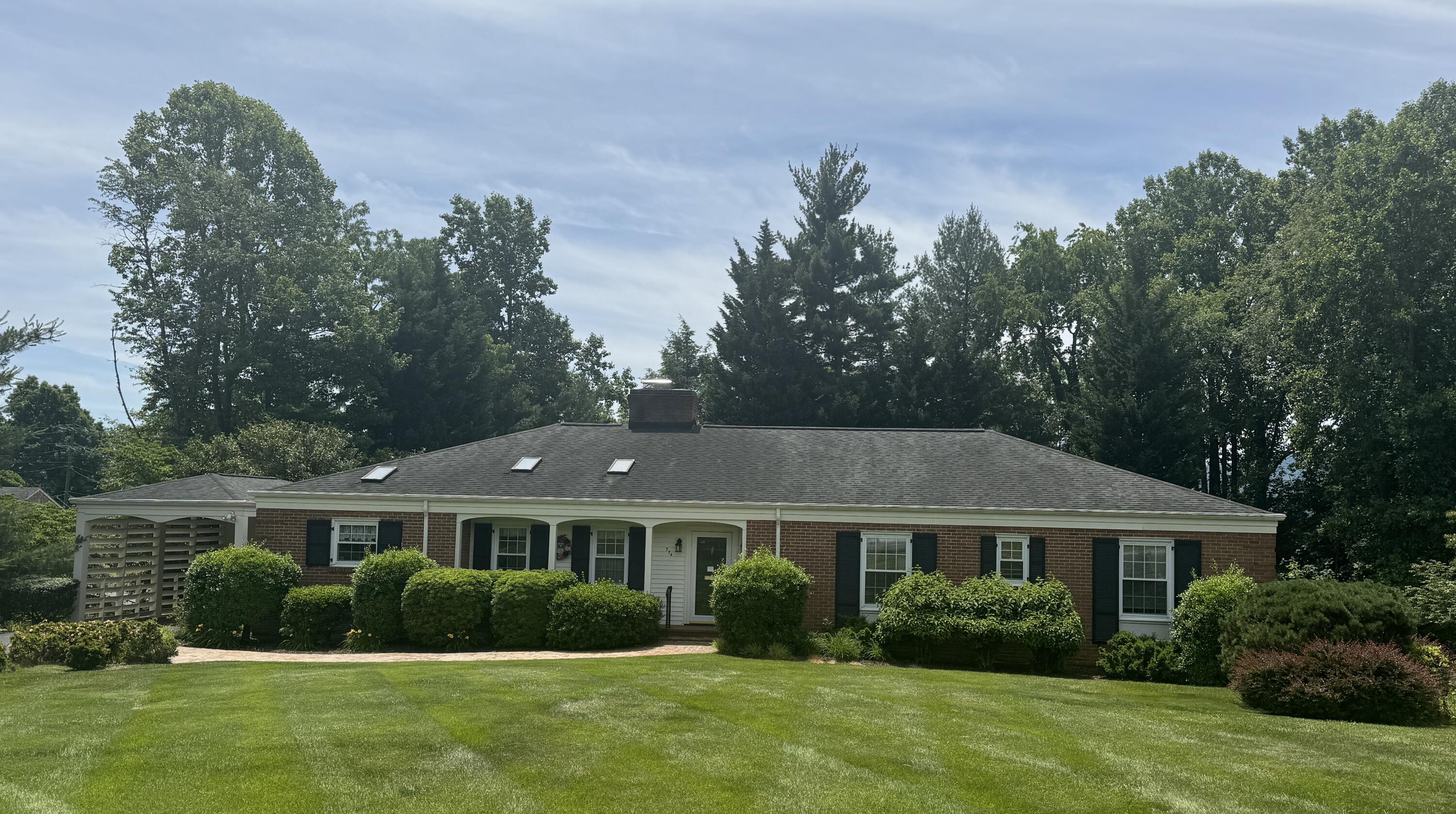 374 Walnut Road Salem, VA 24153 - Photo 1 of 1 Main