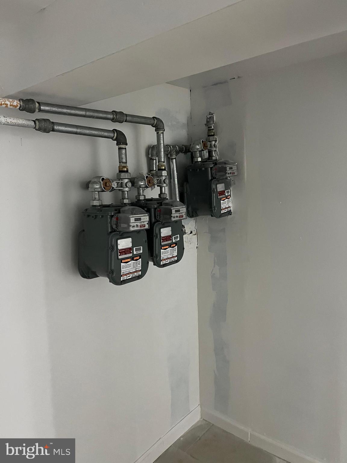 4422 Locust Street, Unit 1 2 Philadelphia, PA 19104 - Photo 15 of 30 a close view of shoes