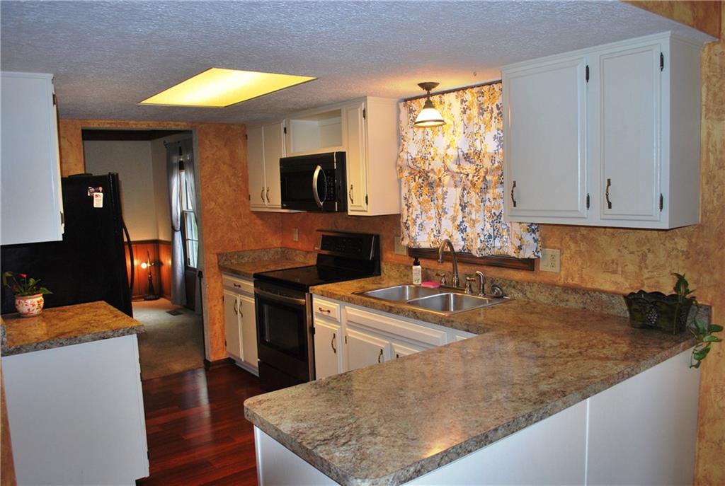 10312 Brookville Road Indianapolis, IN 46239 - Photo 13 of 31 Gallery Image 13