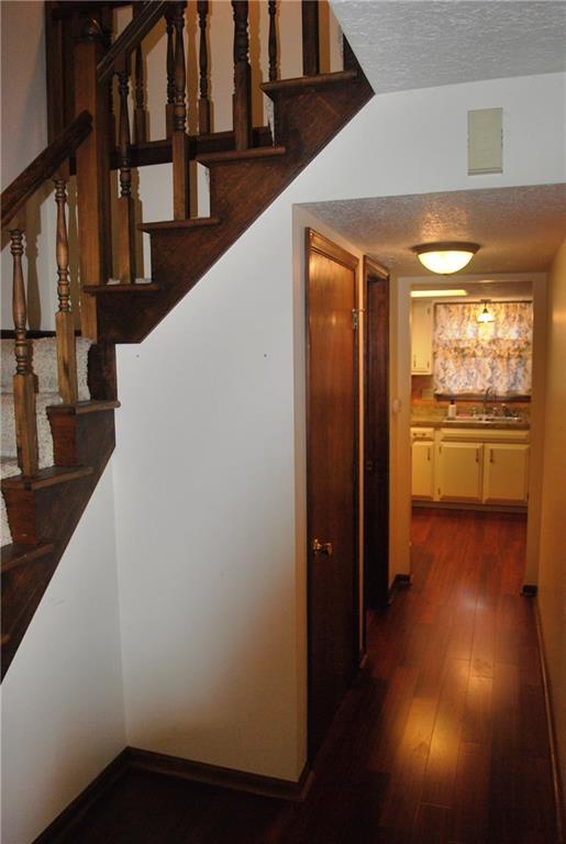 10312 Brookville Road Indianapolis, IN 46239 - Photo 3 of 31 Gallery Image 3