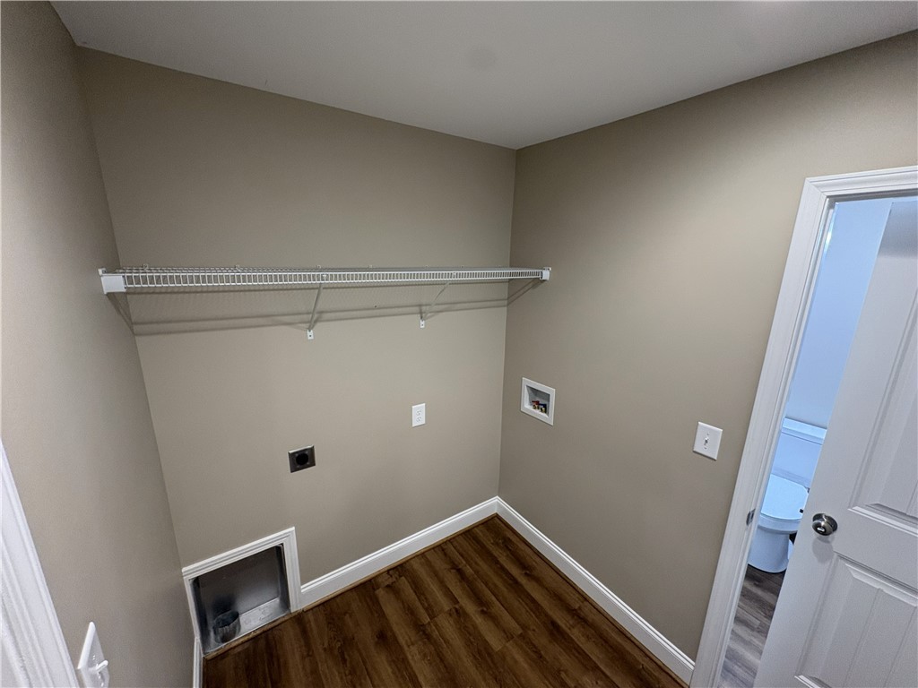 3 Dixie Avenue Liberty, SC 29657 - Photo 4 of 6 Laundry Room