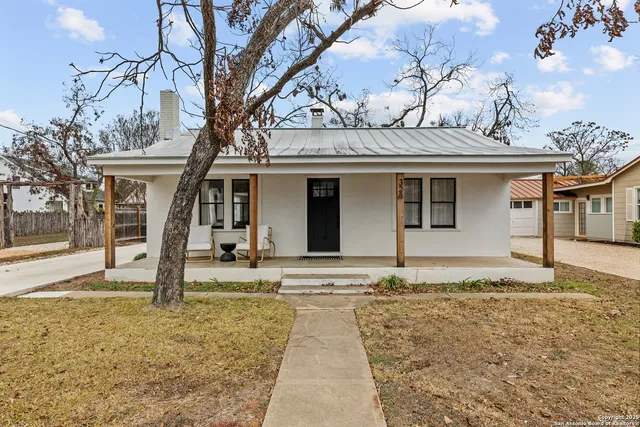 $849,000 | 328 West Morse Street, Fredericksburg, TX 78624