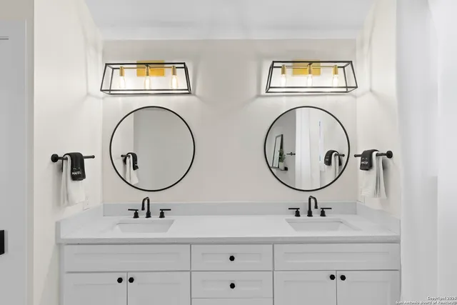 $849,000 | 328 West Morse Street, Fredericksburg, TX 78624