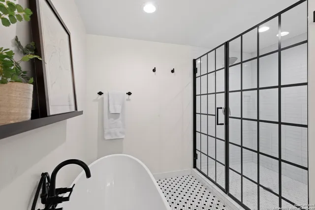 $849,000 | 328 West Morse Street, Fredericksburg, TX 78624