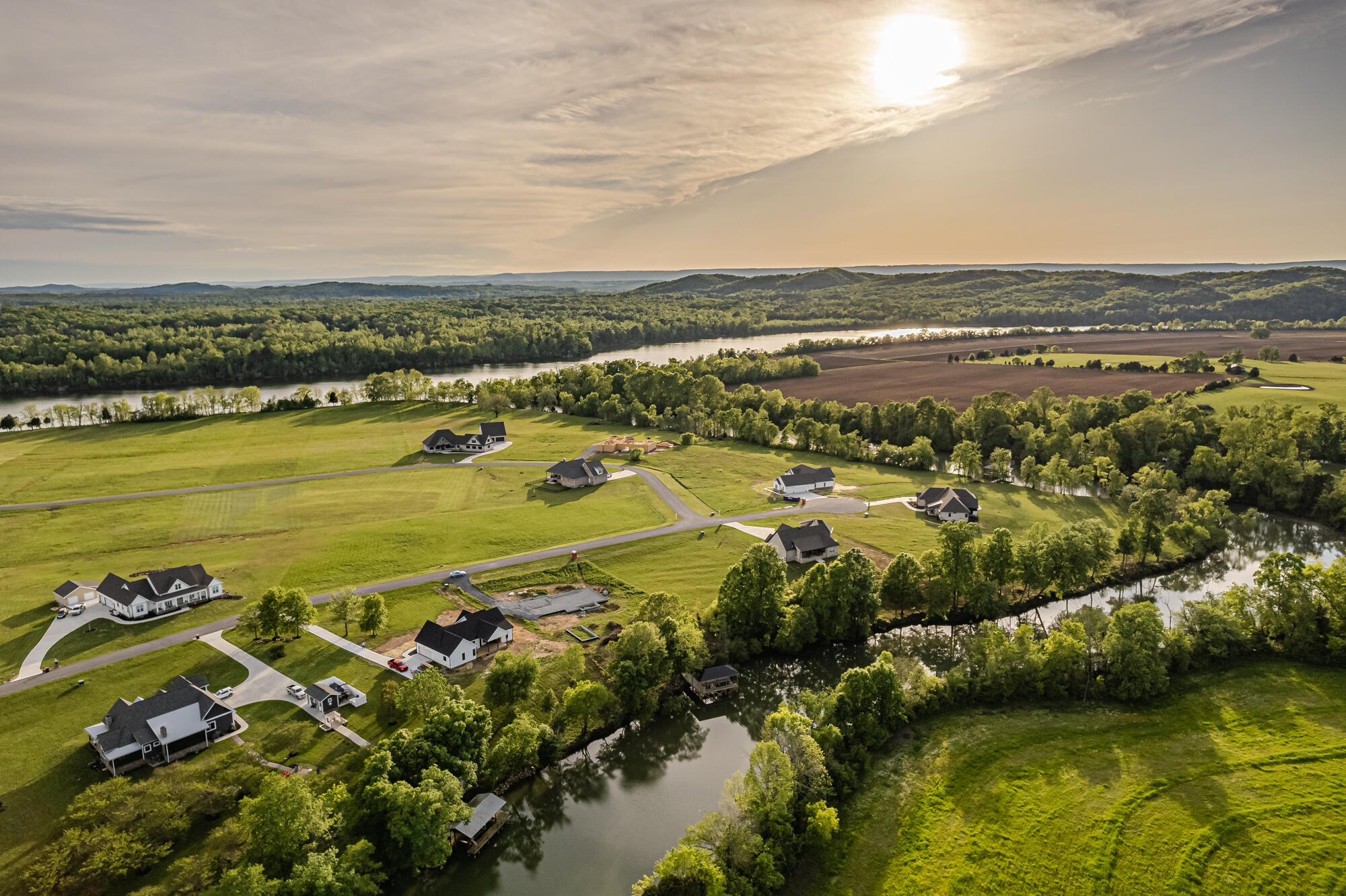 760 Espalier Drive, Unit 37 Decatur, TN 37322 - Photo 11 of 57 8